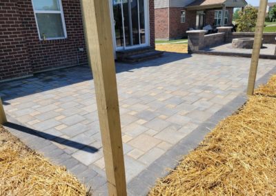 Lisa and Carl of Union, Kentucky Love Their New 2 Tiered Paver Patio Area! See Pics…