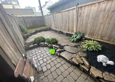 D2 Installed a New Hardscape Design for a Customer in Northern Kentucky. See Pics…
